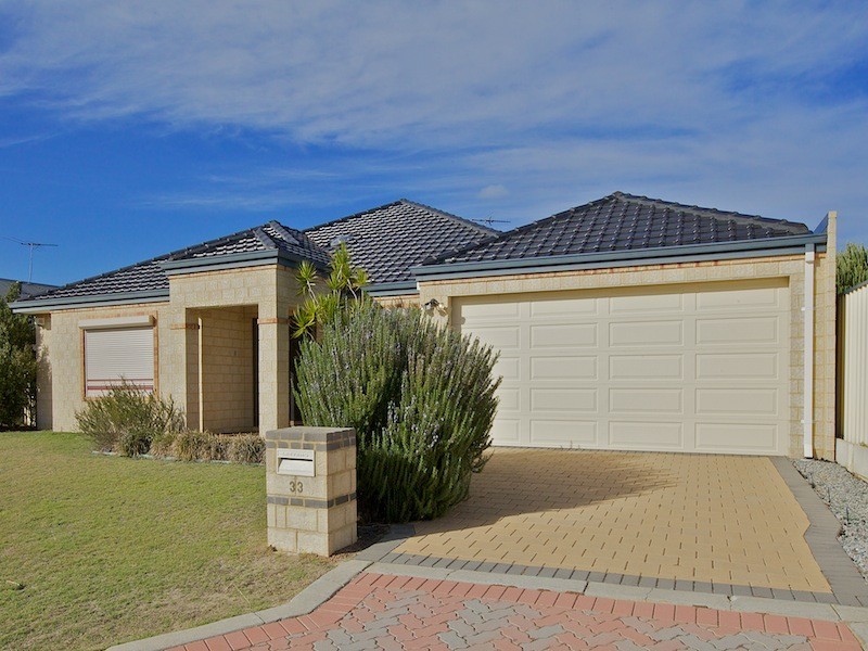 33 CLARAFIELD MEANDER, Tapping WA 6065