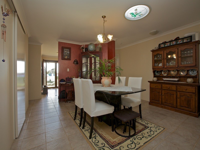 33 CLARAFIELD MEANDER, Tapping WA 6065