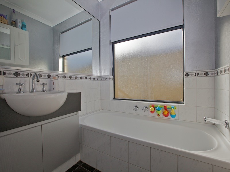 33 CLARAFIELD MEANDER, Tapping WA 6065