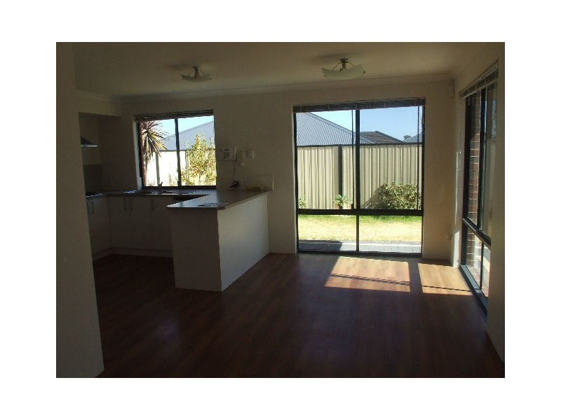 3 LAKEWOOD TERRACE, Clarkson WA 6030