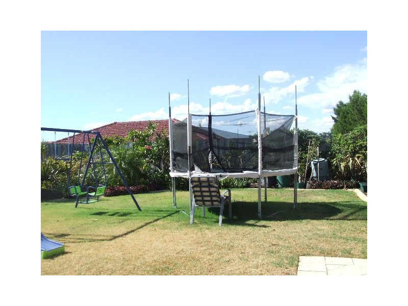 4 DARTMOUTH CIRCLE, Quinns Rocks WA 6030