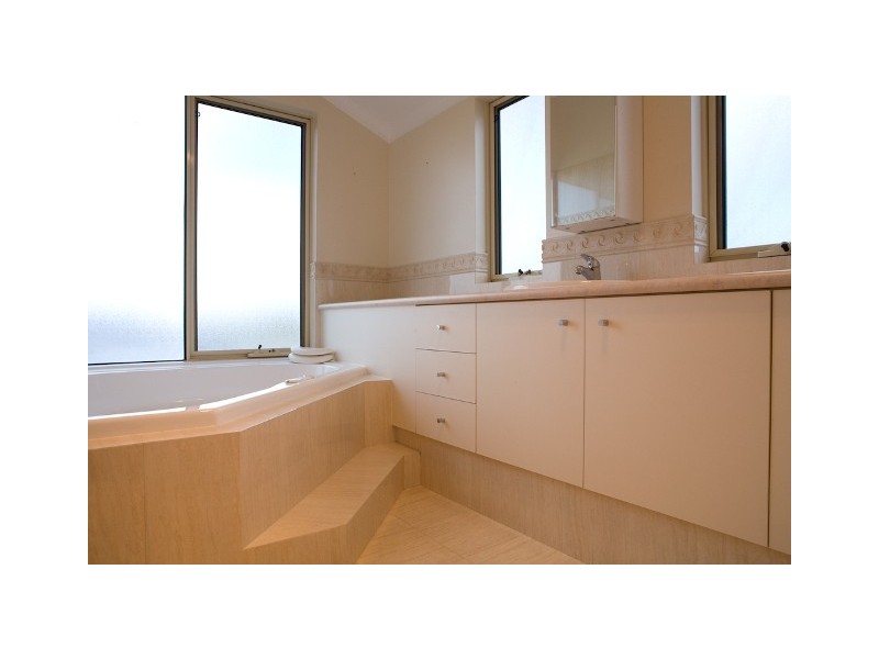 16 Javez Drive, Quinns Rocks WA 6030