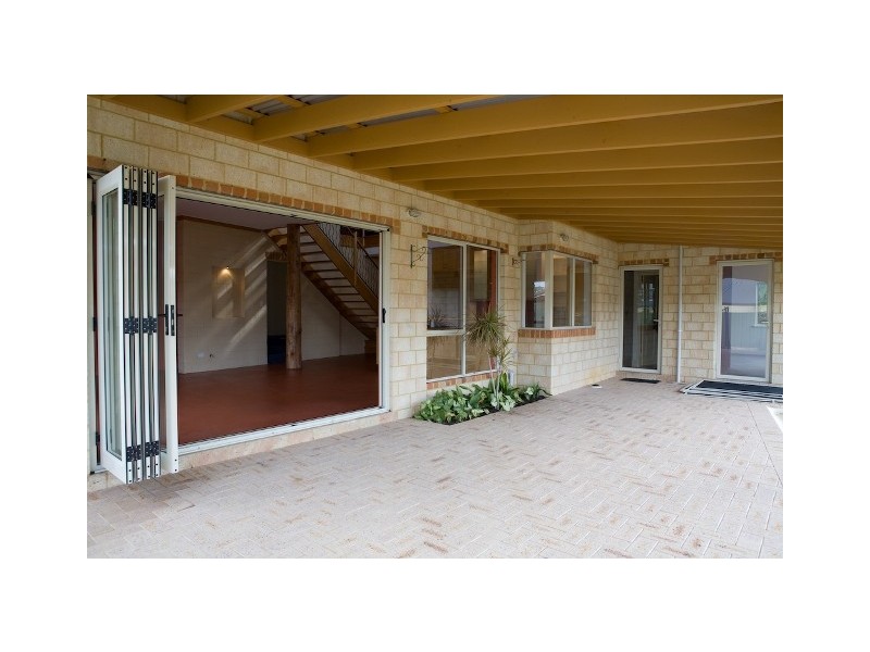 16 Javez Drive, Quinns Rocks WA 6030