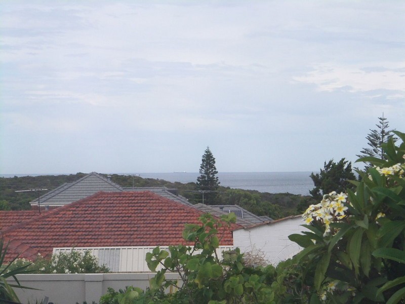 15 Second Ave, Burns Beach WA 6028