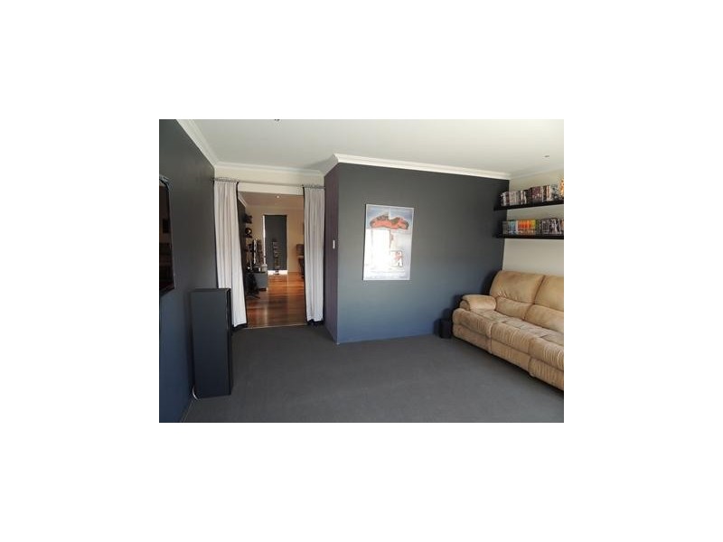 45 BLACKWOOD MEANDER, Yanchep WA 6035