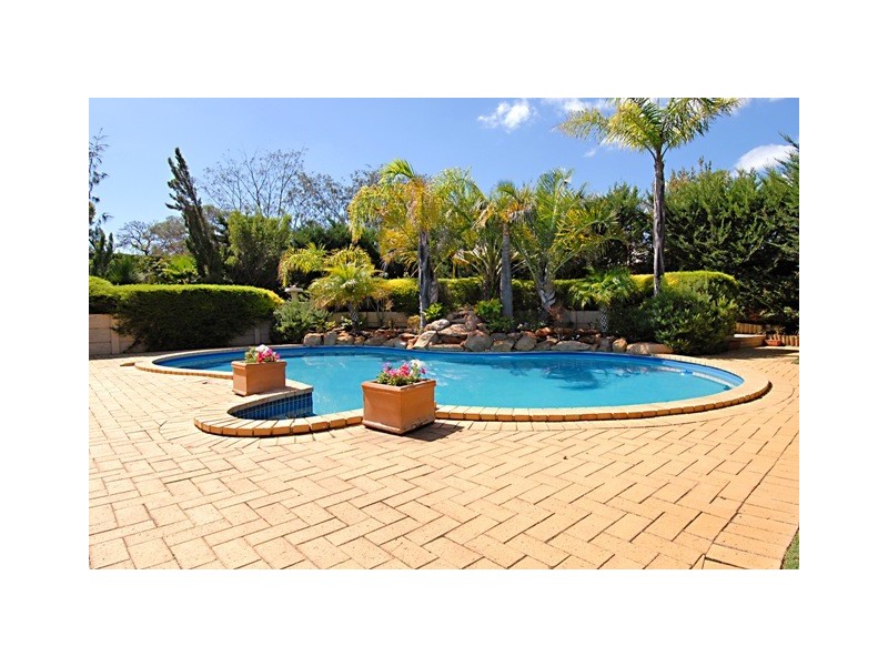 1 Champions Court, Connolly WA 6027