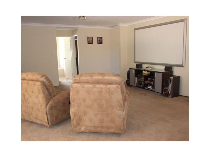 30  Salamanca Turn, Clarkson WA 6030