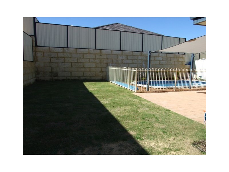 30  Salamanca Turn, Clarkson WA 6030