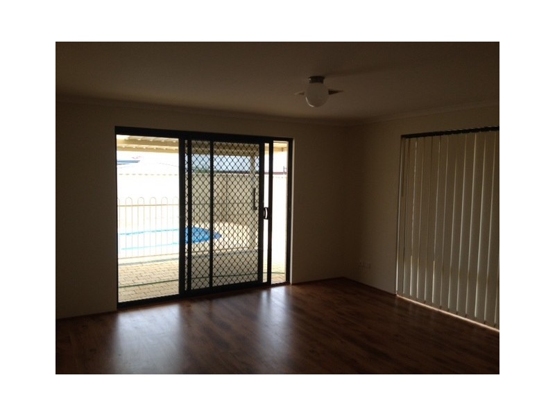 7 Sanderstead Loop, Butler WA 6036