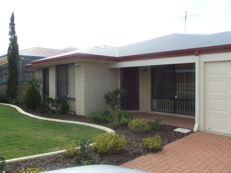 8 McPherson Ave, Clarkson WA 6030