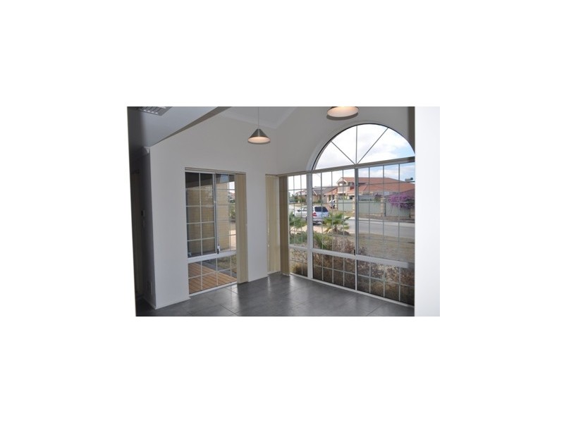 32 Sirius Ramble, Quinns Rocks WA 6030