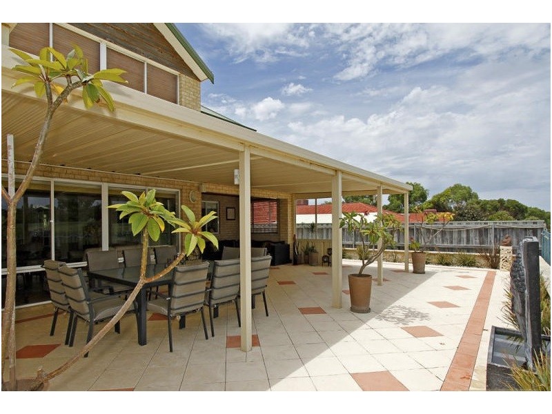 34 La Grange Loop, Currambine WA 6028