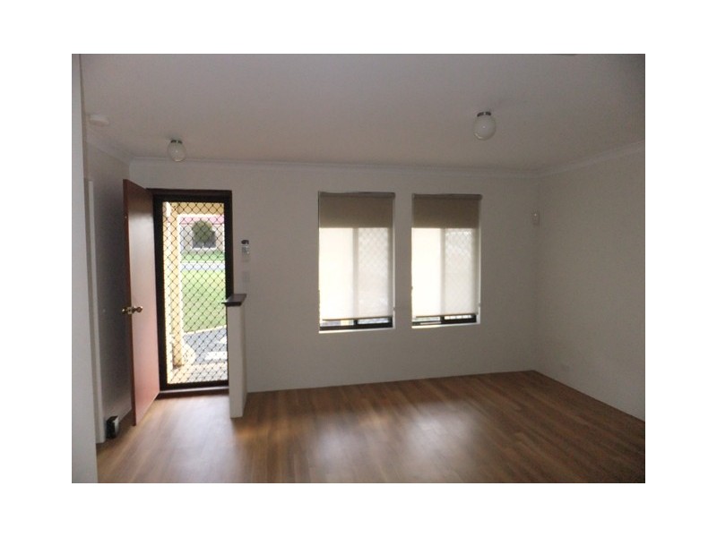 61 Lithgow Drive, Clarkson WA 6030