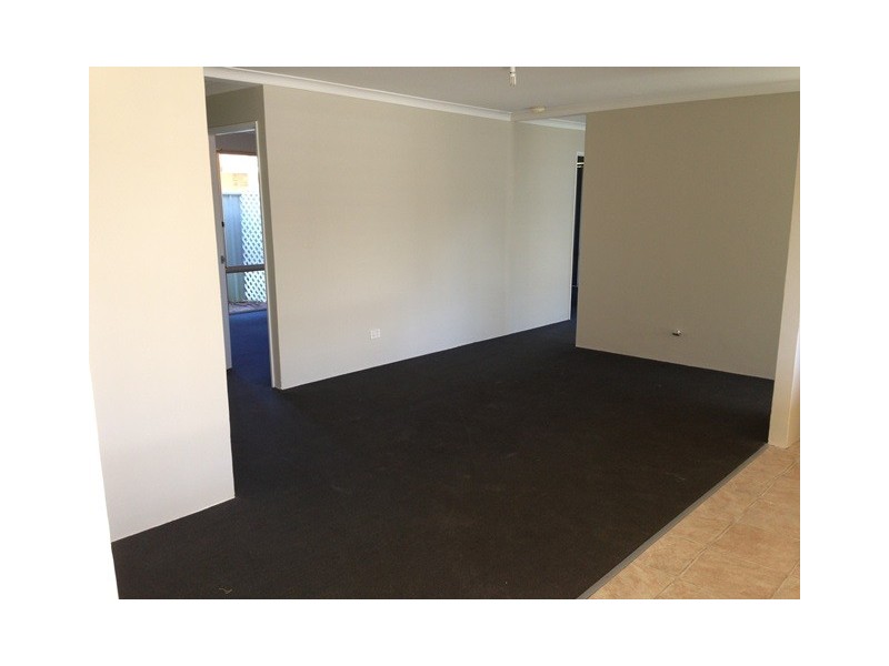 11 Carberry Square, Clarkson WA 6030