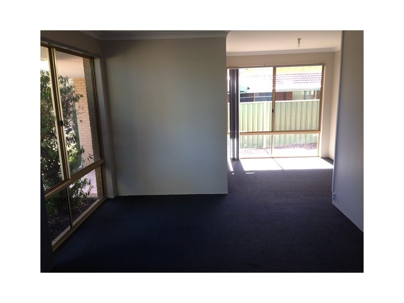 11 Carberry Square, Clarkson WA 6030