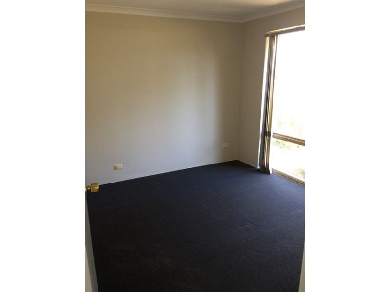 11 Carberry Square, Clarkson WA 6030