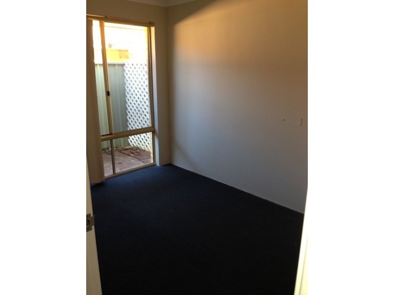 11 Carberry Square, Clarkson WA 6030