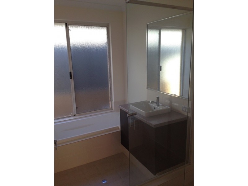 54 Farnham Pass, Alkimos WA 6038