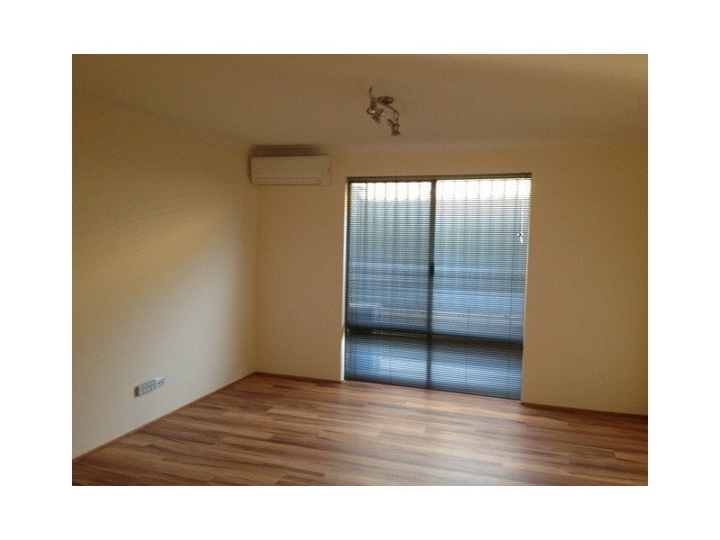 54 Farnham Pass, Alkimos WA 6038