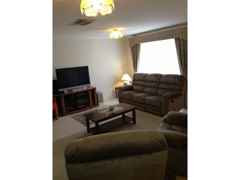 11 Shoalwater Parkway, Iluka WA 6028