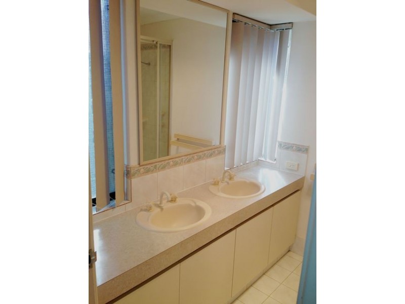 11 Shoalwater Parkway, Iluka WA 6028