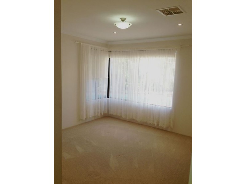 11 Shoalwater Parkway, Iluka WA 6028