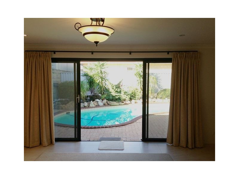 11 Shoalwater Parkway, Iluka WA 6028