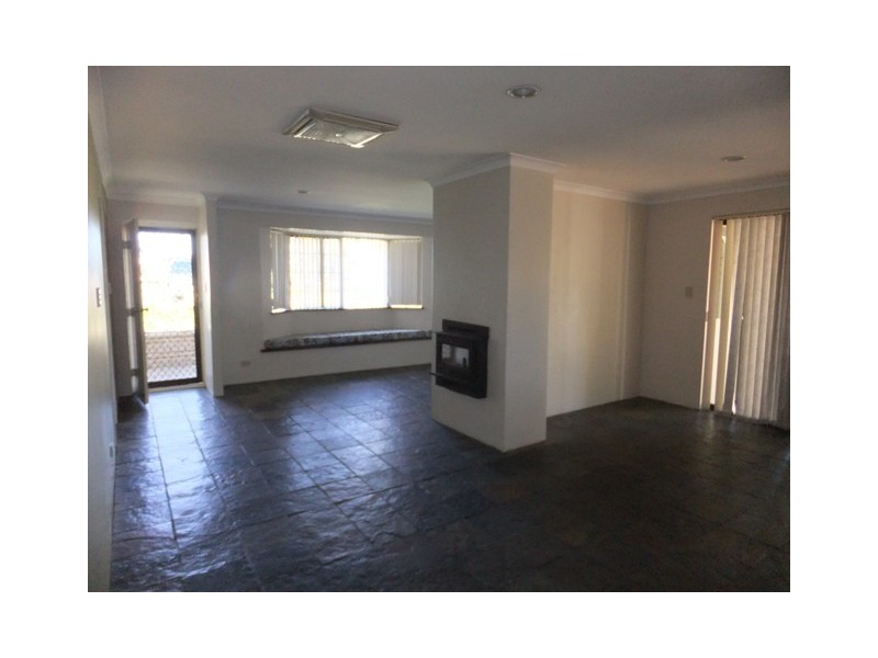 19 Mitchell Place, Two Rocks WA 6037