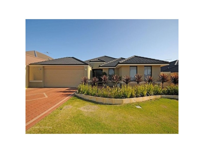 11 Admiralty Road, Jindalee WA 6036