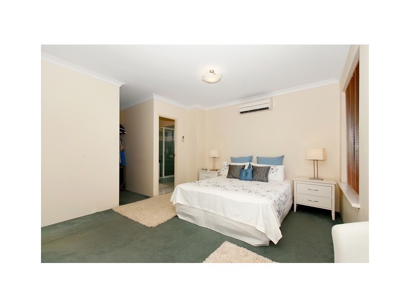 9 Bluff Way, Mindarie WA 6030