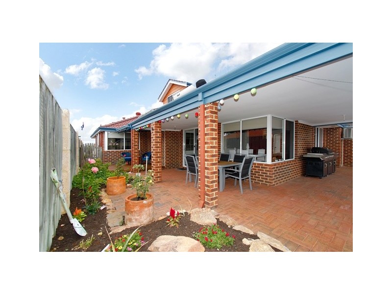 9 Bluff Way, Mindarie WA 6030