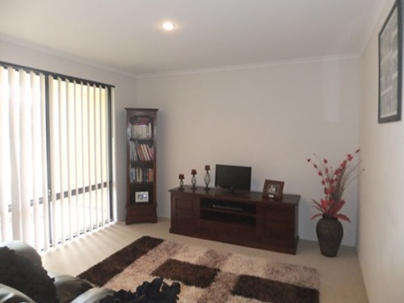 31 Grand Paradiso Parade, Merriwa WA 6030