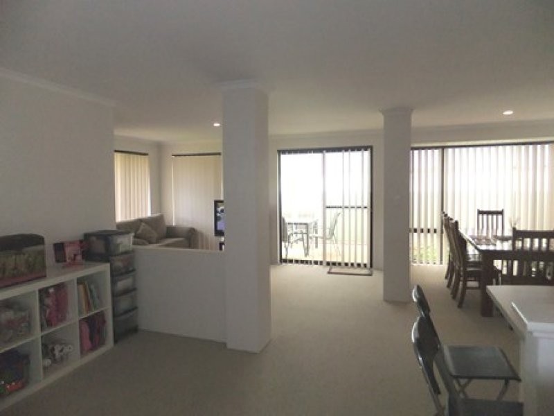 31 Grand Paradiso Parade, Merriwa WA 6030