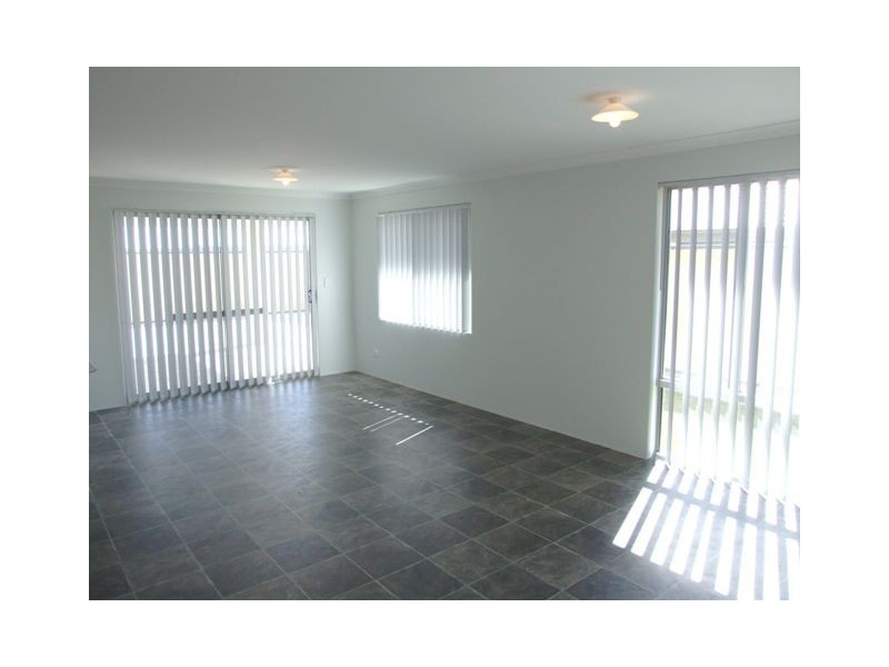 21 Spring Hill, Tapping WA 6065