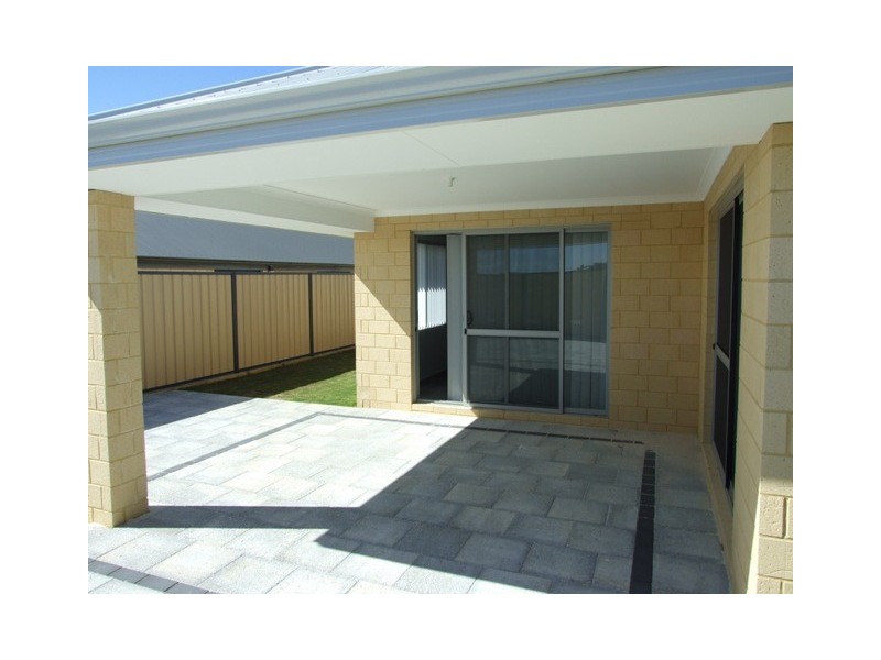 21 Spring Hill, Tapping WA 6065