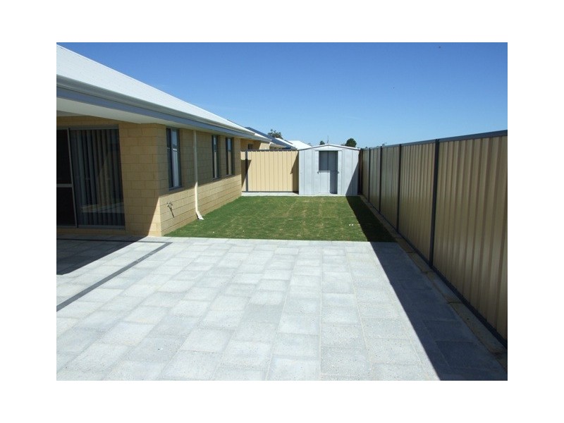 21 Spring Hill, Tapping WA 6065