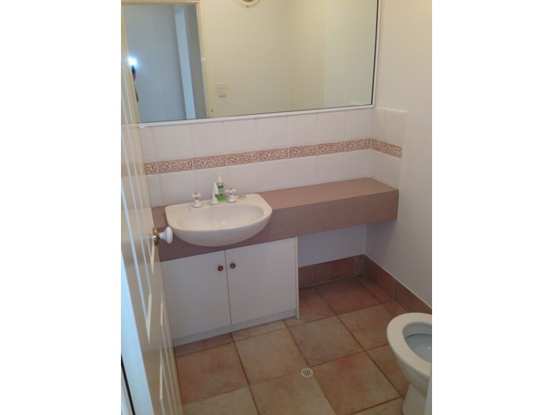 3/16 Toulon Circle, Mindarie WA 6030