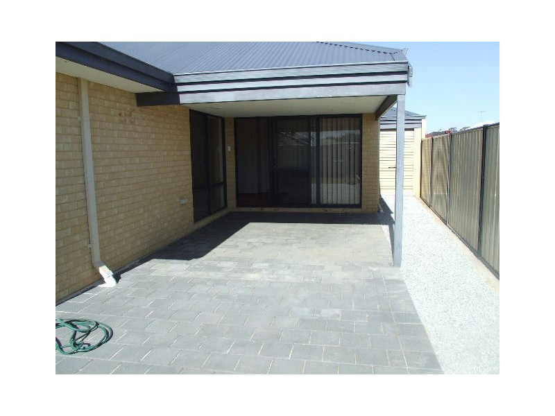 23 Longleaf Drive, Clarkson WA 6030