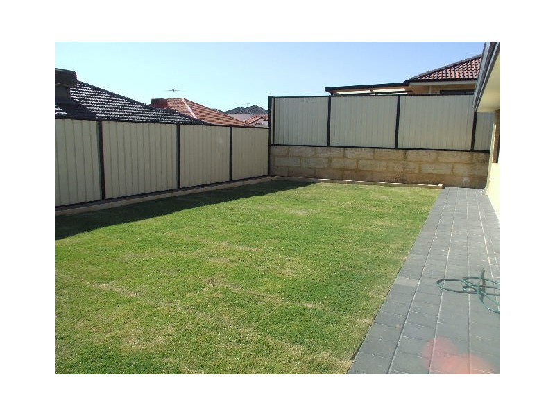 23 Longleaf Drive, Clarkson WA 6030