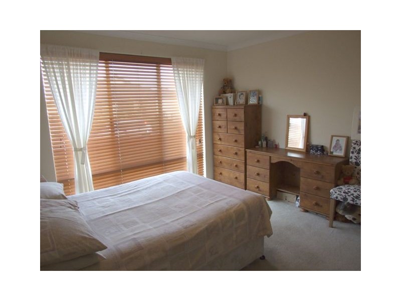 7 Polo way, Butler WA 6036