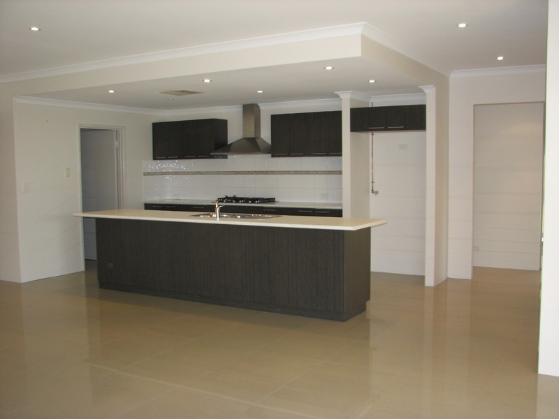 10 Tibecin Road, Tapping WA 6065