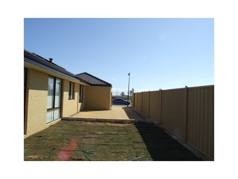 4 Renville Link, Ridgewood WA 6030