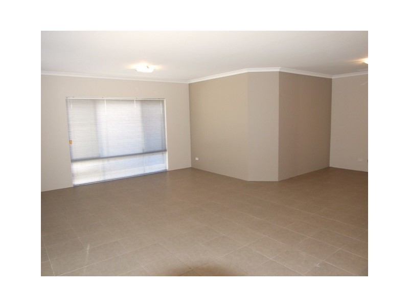 17 Yaroomba Place, Clarkson WA 6030