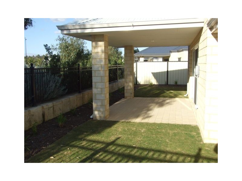 17 Yaroomba Place, Clarkson WA 6030