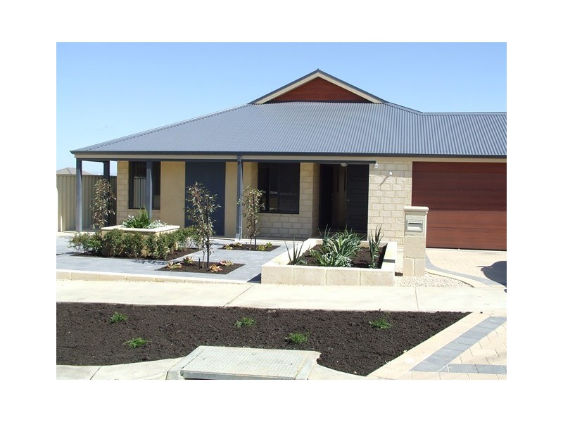 21 Ginsburg Turn, Tapping WA 6065