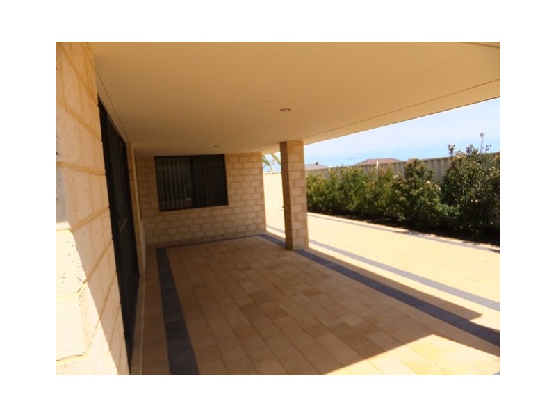 21 Ginsburg Turn, Tapping WA 6065