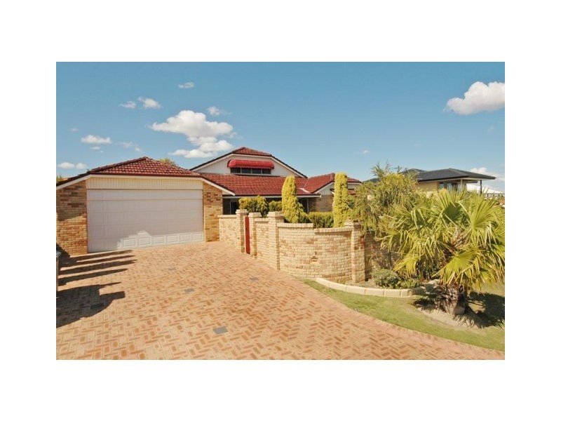 8 Yardarm Court, Ocean Reef WA 6027