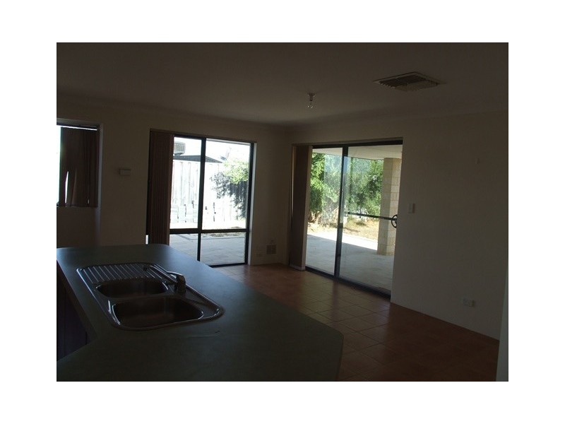 109 Mowbray Square, Clarkson WA 6030