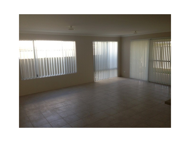 9 Zaffre Street, Eglinton WA 6034