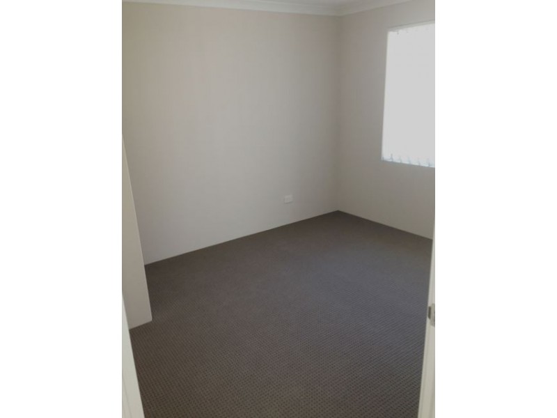 9 Zaffre Street, Eglinton WA 6034